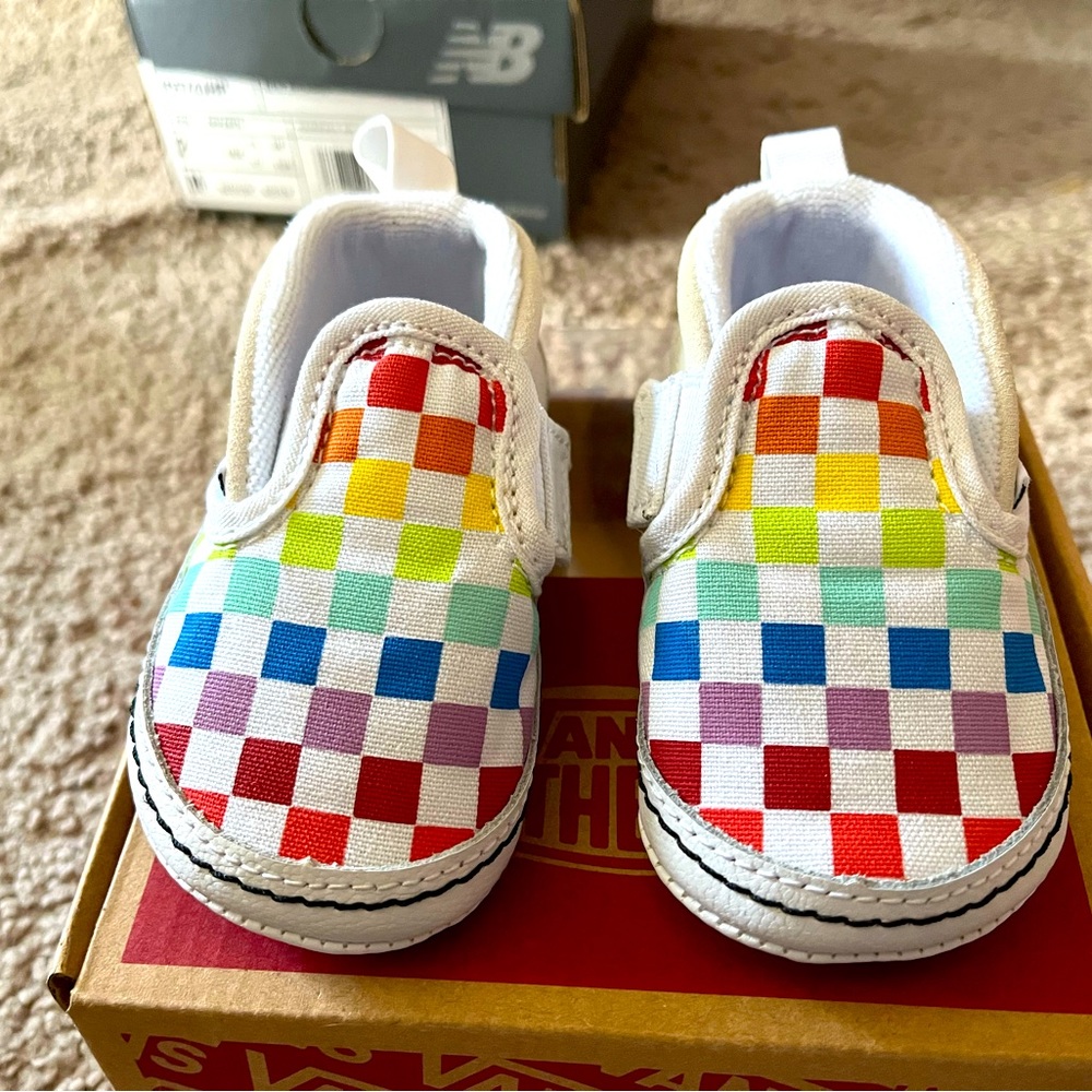 NIB Vans infant sneakers